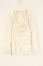 画像5: Ozz oneste / 椿刺繍涼風ケープ  ホワイト O-26-08-24-012-OO-TO-IG-OS (5)