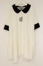画像1: KRY CLOTHING / 「ERISD２」Aラインシルエット　衿カフスBIGTシャツ  ホワイト×ブラック O-26-08-25-052-PU-TO-IG-OS (1)