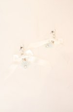 画像1: Angelic Pretty / Chateau d’ecumeピアス  シロ O-26-08-25-1042-AP-AC-YM-OS (1)