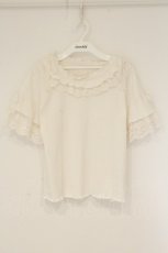 画像1: axes femme / フリル×レースリボンプルオーバー M シロ O-26-08-25-007-AX-TO-IG-OS (1)
