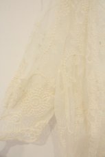 画像2: axes femme / レースチュールカーディガン  生成り O-26-08-25-010-AX-TO-IG-OS (2)