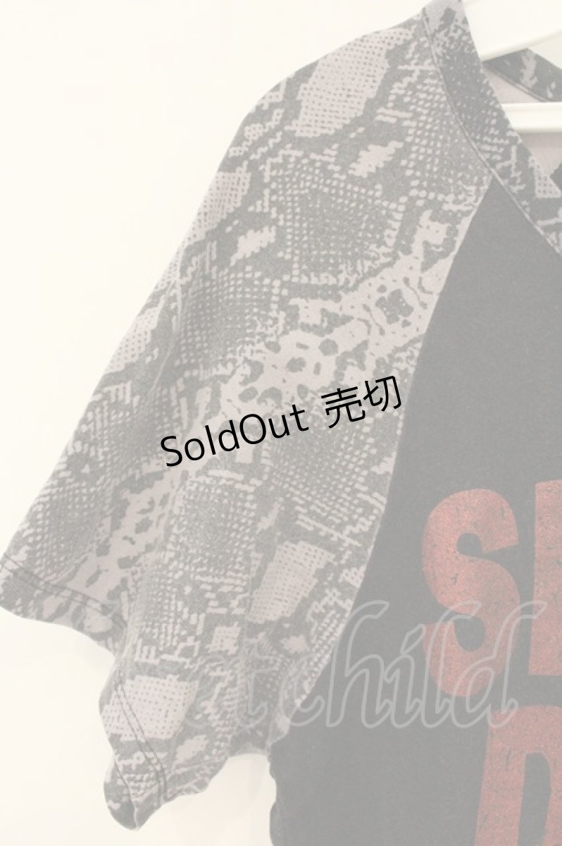 画像2: SEX POT ReVeNGe / ヘビ柄ラグランTシャツ  ブラック O-26-08-27-067-SP-TO-IG-OS (2)