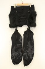 画像4: Qutie Frash / レッグカバー付きファーショートパンツ  ブラック O-26-08-27-069-QU-PA-IG-OS (4)