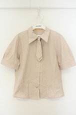 画像1: Fi.n.t / ネクタイ付きカラーシャツ F ピンクベージュ O-26-08-28-083-CA-BL-OW-OS (1)