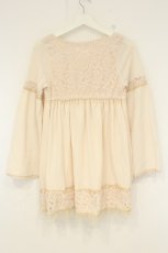 画像4: LIZ LISA / レース切り替え姫袖ワンピース  アイボリー O-26-08-29-081-LO-OP-OW-OS (4)
