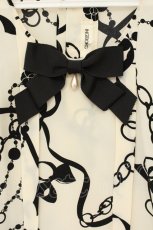 画像2: INGEBORG / ネックレスプリントブラウス  アイボリー×クロ O-26-08-29-012-LO-BL-IG-OS (2)