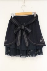 画像4: Ozz oneste / 薔薇刺繍バックティアードスカート  ネイビー O-26-08-29-103-OO-SK-OW-OS (4)