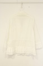画像4: INGEBORG / ゴージャスピコフリルブラウスジャケット 3(9号) シロ O-26-08-29-025-LO-JA-IG-OS (4)