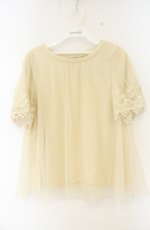 画像1: axes femme / レース重ね袖チュールプルオーバー F イエロー O-26-08-30-092-AX-TO-OW-OS (1)
