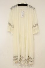 画像1: axes femme / ミュルーズ刺繍シアーガウン M シロ O-26-08-31-1001-AX-TO-OW-OS (1)