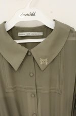 画像2: Maison de FLEUR Petite Robe canone / 優等生のワンピース  カーキグリーン O-26-09-01-1055-LO-OP-IG-OS (2)
