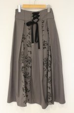 画像1: axes femme / 編上フロッキー切替スカート F グレー O-26-09-01-1064-AX-SK-IG-OS (1)