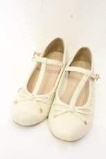 画像1: m petit by misako / AMTストラップレインパンプス L アイボリー O-26-09-01-2041-LO-SH-OW-OS (1)