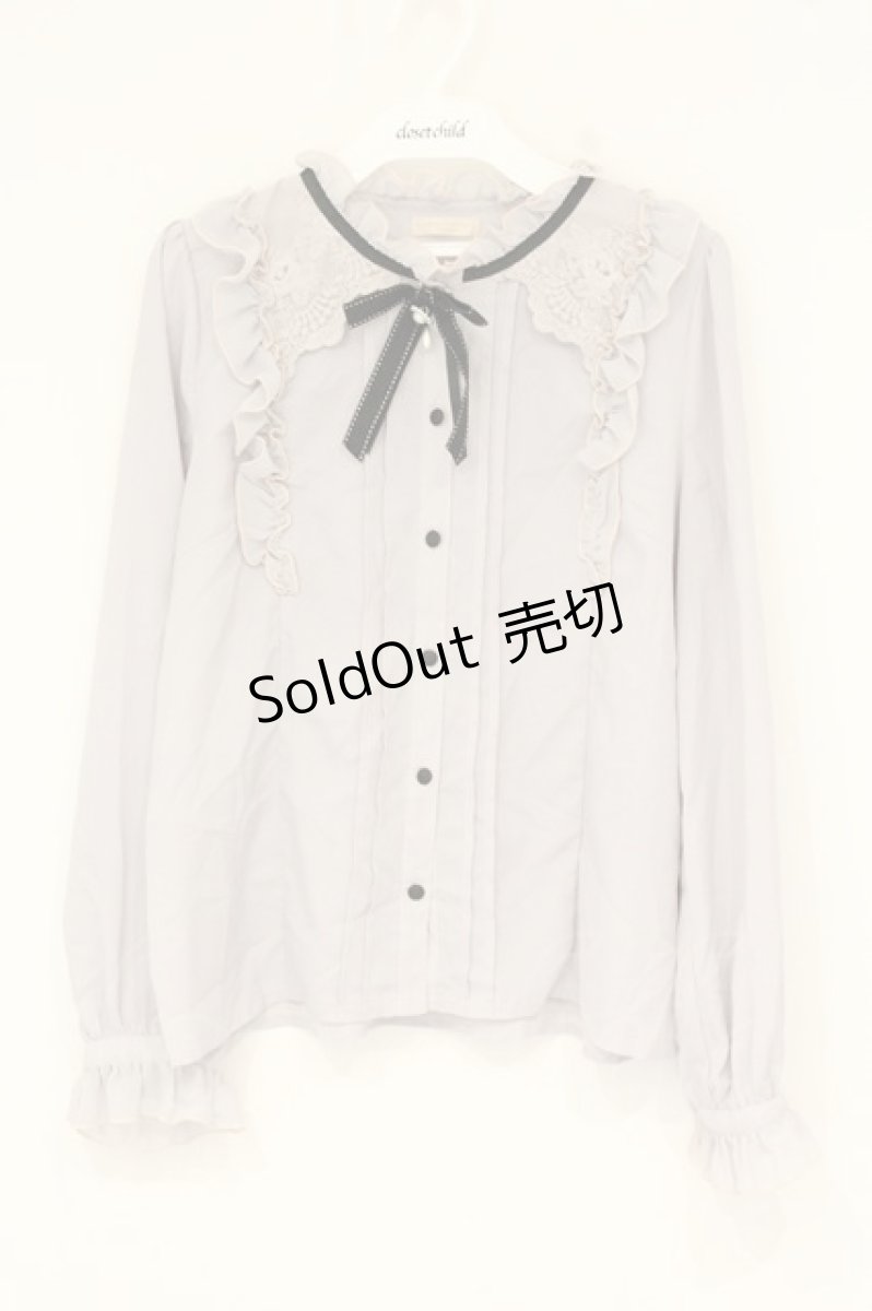 画像1: axes femme POETIQUE / リボンブローチ付きブラウス M グレー O-26-09-04-054-AX-BL-OW-OS (1)