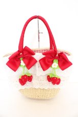 画像1: axes femme kawaii / いちごあみぐるみ付カゴバッグ 23×20×13cm ナチュラル×アカ O-26-09-04-1021-AX-BG-IG-OS (1)