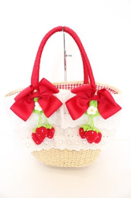 Preview of いちごあみぐるみ付カゴバッグ 23×20×13cm ナチュラル×アカ