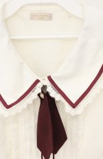 画像2: axes femme POETIQUE / タイ付きセーラーブラウス  アイボリー×ワイン O-26-09-05-049-AX-BL-IG-OS (2)