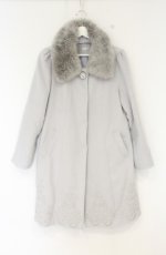 画像1: axes femme / オーナメント刺繍入りコート L グレー O-26-09-05-063-AX-CO-IG-OS (1)