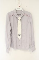画像1: axes femme / ネクタイ付ブラウス  ラベンダー O-26-09-05-085-AX-BL-IG-OS (1)