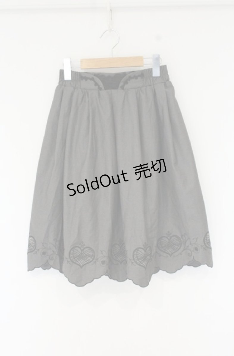 画像1: axes femme / ハート透かし刺繍スカート M グレー O-26-09-05-094-AX-SK-IG-OS (1)