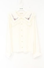 画像1: axes femme POETIQUE / フラワークロス刺繍ブラウス M 生成り O-26-09-05-014-AX-BL-IG-OS (1)