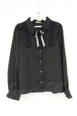 画像1: axes femme / 花リボンブローチ付きブラウス M クロ O-26-09-07-006-AX-BL-IG-OS (1)