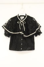 画像1: Bubbles / レースケープ半袖ブラウス  クロ×アイボリー O-26-09-07-065-LO-BL-IG-OS (1)