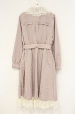 画像3: axes femme / レース襟付トレンチコート F ピンク O-26-09-08-027-AX-CO-OW-OS (3)