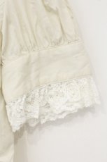 画像3: metamorphose / 綿混半袖プレーンブラウス  アイボリー O-26-09-08-048-ME-BL-IG-OS (3)