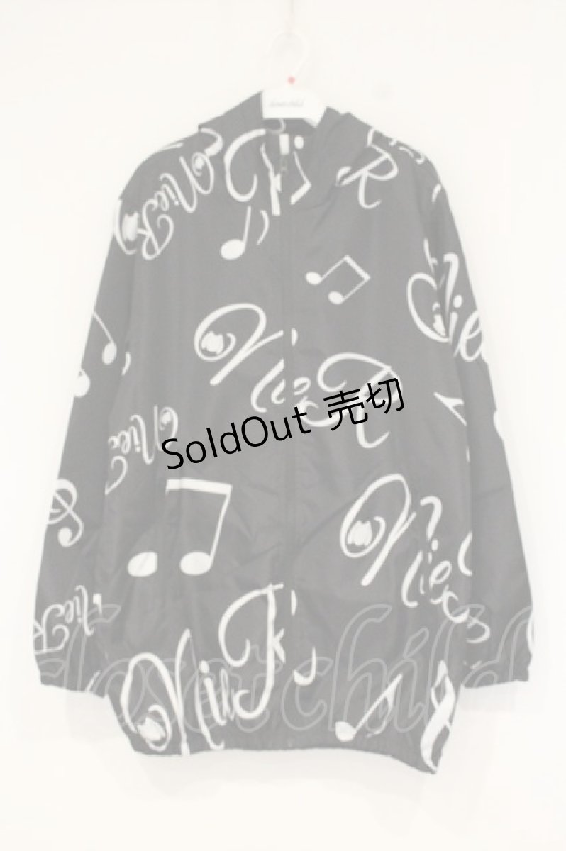 画像1: NieR Clothing / 全面プリントウインドブレーカー パーカー F ブラック×音符 O-26-09-11-1046-PU-TO-OW-OS (1)