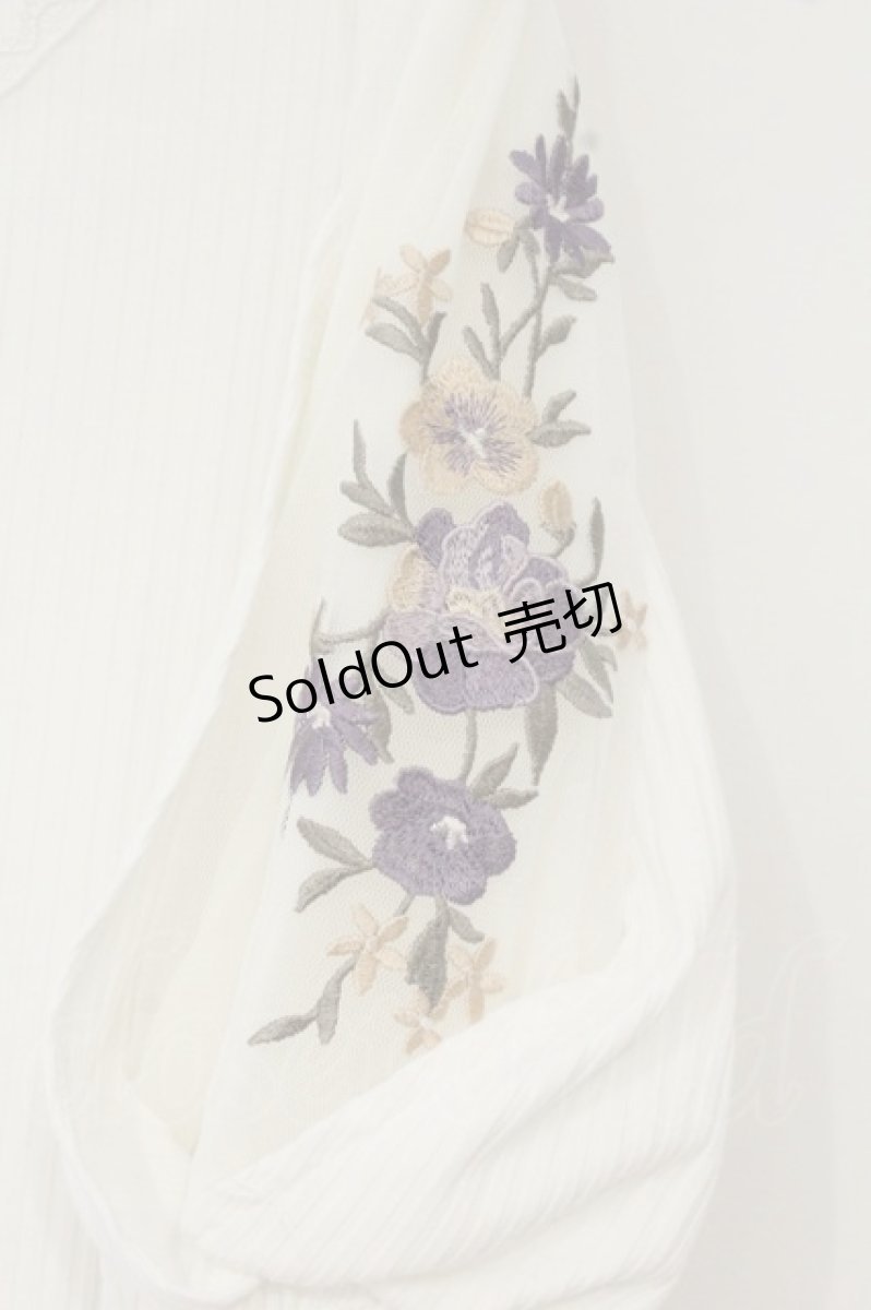 画像2: axes femme / 袖刺繍プルオーバー M シロ O-26-09-11-1011-AX-TO-IG-OS (2)