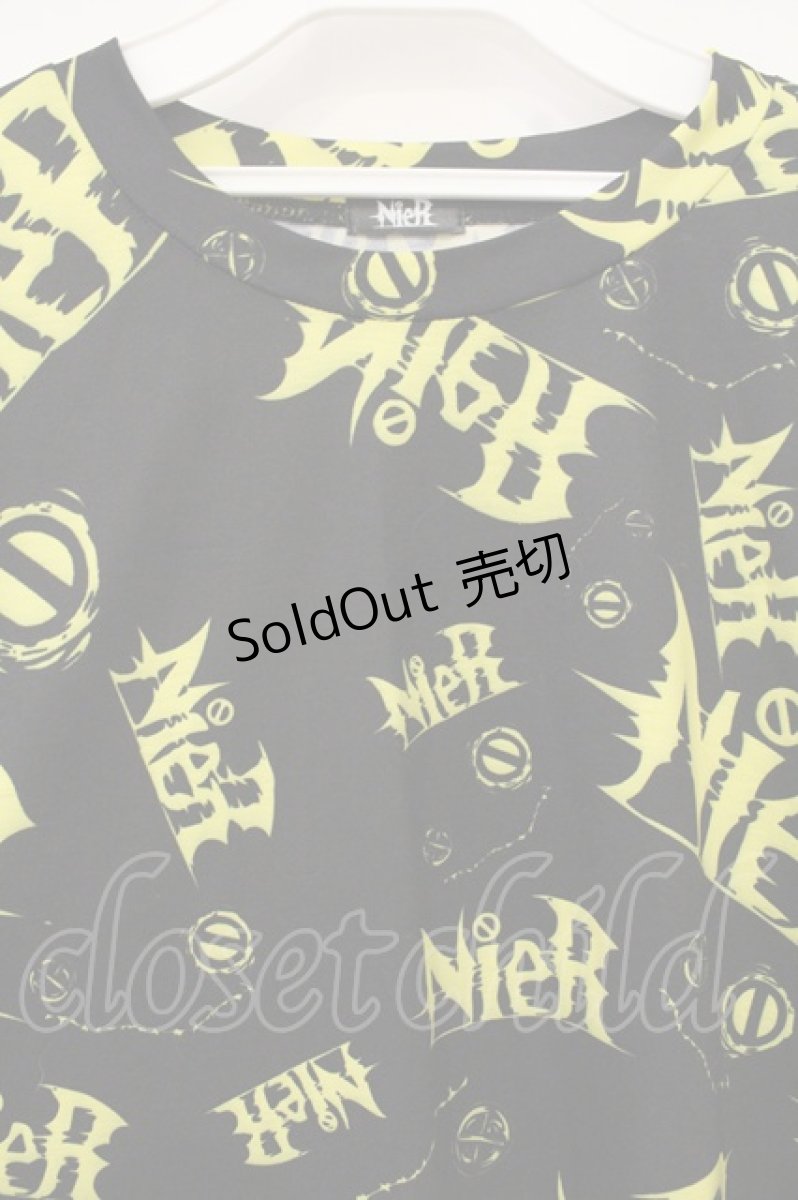 画像2: NieR Clothing / 総柄転写カットソー F ブラック×イエローロゴ O-26-09-11-1027-PU-TO-OW-OS (2)