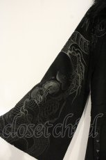 画像4: Qutie Frash / ファーカラー着物袖フィッシュテールコート  ブラック O-26-09-14-083-QU-CO-IG-OS (4)