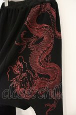 画像4: Qutie Frash / チャイナボタンサルエルパンツ  ブラック×レッド O-26-09-14-088-QU-PA-IG-OS (4)