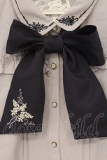 画像2: axes femme / バラブーケ刺繍リボンブラウス M ラベンダー O-26-09-14-2046-AX-BL-OW-OS (2)