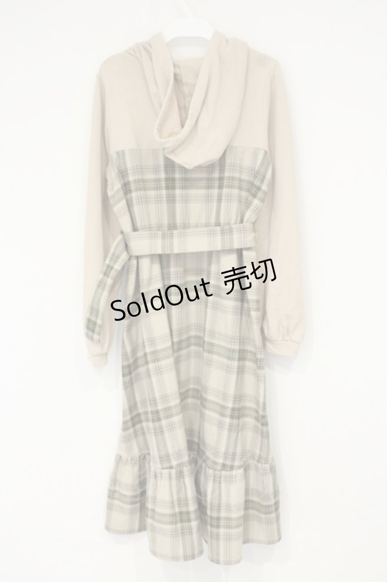 画像4: axes femme / パーカードッキングワンピース M ベージュ O-26-09-14-2118-AX-OP-OW-ZT107 (4)
