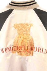 画像3: WONDERFUL WORLD / 刺繍スカジャン  ベージュ×クロ O-26-09-20-039-LO-JA-IG-OS (3)