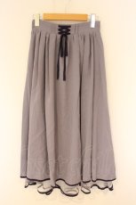 画像1: axes femme POETIQUE / リボン花柄バックフリルスカート  パープル O-26-09-20-008-AX-SK-IG-OS (1)