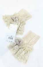 画像1: axes femme / 巻きバラレースカフス  アイボリー O-26-09-21-1023-AX-ZA-OW-OS (1)