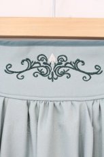 画像2: axes femme POETIQUE / 刺繍使いバッスルスカート  ミント O-26-09-22-002-AX-SK-IG-OS (2)