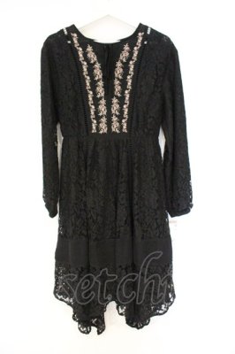 Preview of 胸元刺繍レースワンピース M クロ