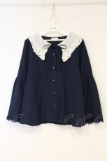 画像1: axes femme / 刺繍入りビッグカラーブラウス M ネイビー×シロ O-26-09-26-052-AX-BL-IG-OS (1)