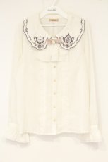 画像1: Amavel / ティーセット刺繍入りジャボ付きブラウス  シロ O-26-09-26-088-CA-BL-IG-OS (1)