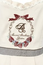 画像2: Amavel / ストロベリー刺繍リボンジャンパースカート  アイボリー O-26-09-26-091-CA-OP-IG-OS (2)