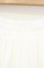 画像4: ATELIER PIERROT / Four-Tiered Ruffle Chiffon Skirt スカート  ホワイト O-26-09-27-026-EL-SK-OW-OS (4)
