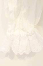 画像4: metamorphose / 【プラスサイズ】綿レースシャーリング長袖ブラウス（丸襟） 2 シロ O-26-09-27-003-ME-BL-OW-OS (4)
