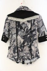 画像2: OZZ ANGELO / マップ柄パワーネットブラウス  グレー系 O-26-10-01-040-OO-BL-OW-OS (2)