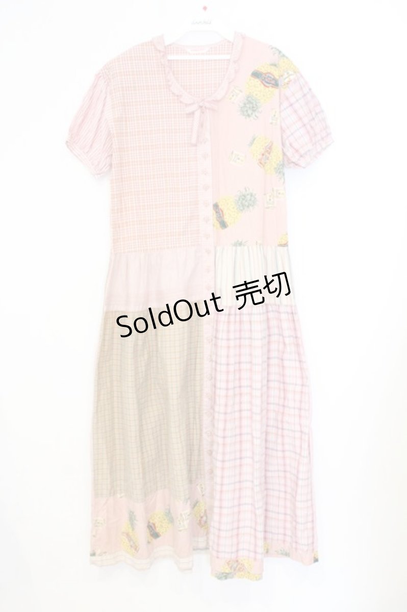画像1: WONDERFUL WORLD / ワンダフルパイナップルパッチワークワンピース  ピンク O-26-10-01-015-LO-OP-IG-OS (1)