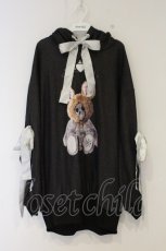 画像1: TRAVAS TOKYO / Trany Bear Ears Hoodie/レースリボン付きくまプリントプルオーバーパーカー  ブラック O-26-10-01-018-PU-TO-IG-OS (1)