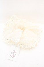 画像1: axes femme POETIQUE / パール×レースビッグシュシュ  アイボリー O-26-10-06-1032-AX-AC-IG-OS (1)